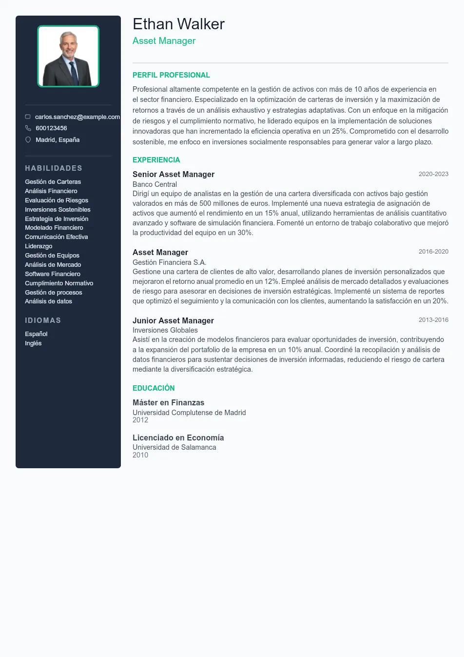 Ejemplo de CV de Gestor/a de activos y guí CV Example - Professional Resume Template
