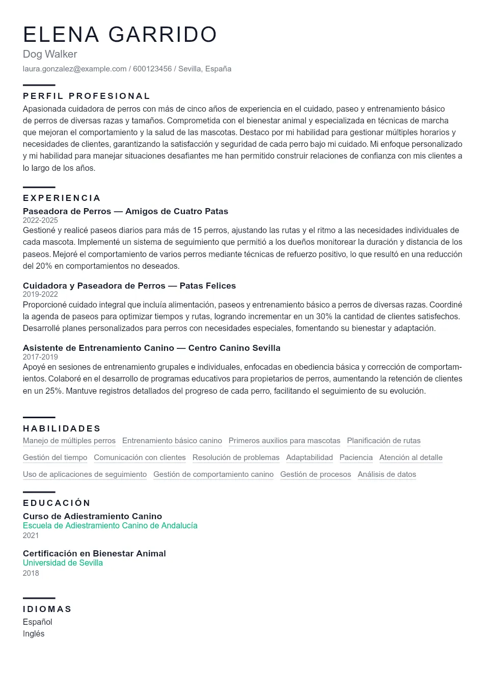 Ejemplo de CV de Paseador/a de perros y gu CV Example - Professional Resume Template