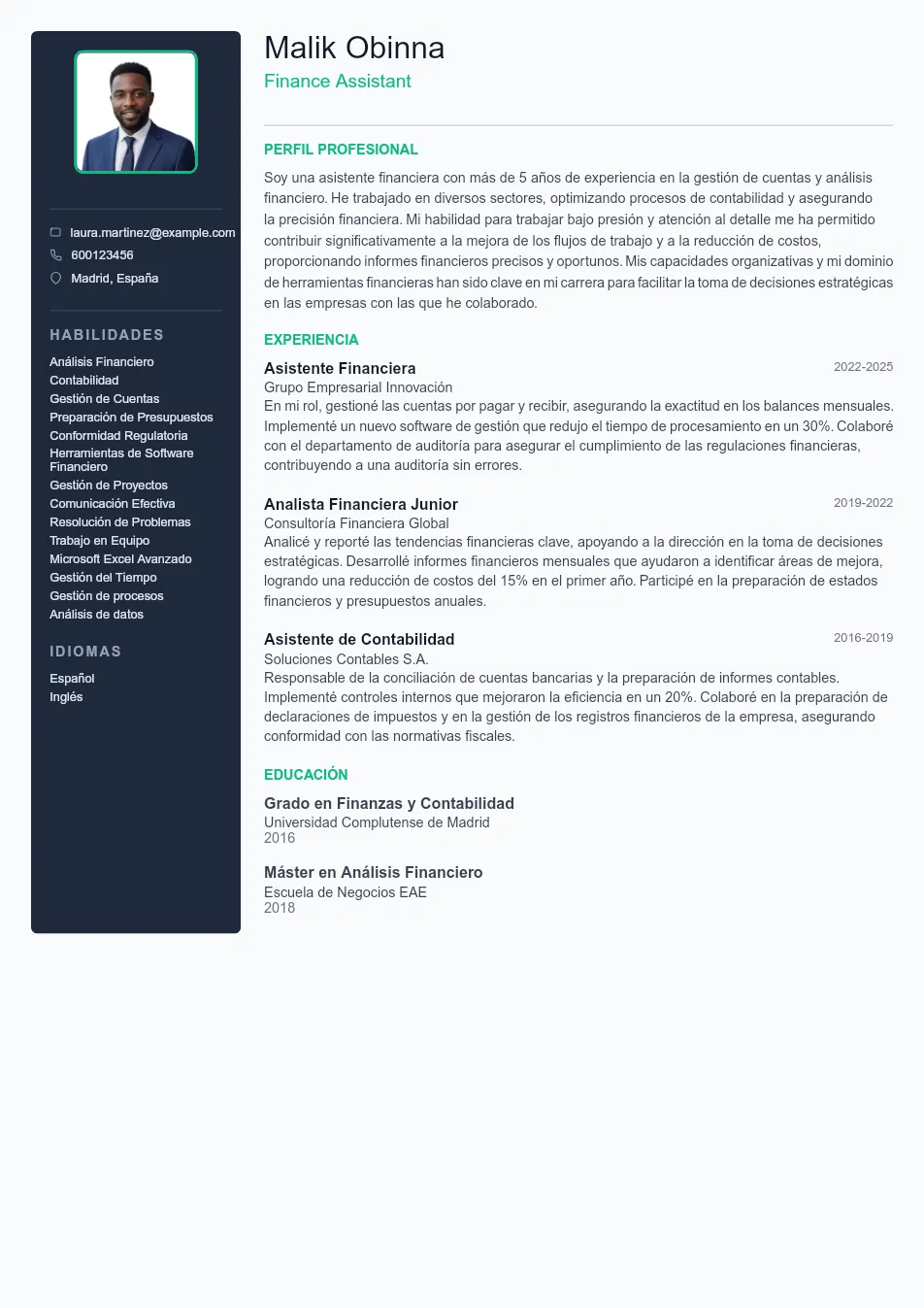 Ejemplo de CV de Finance Assistant CV Example - Professional Resume Template
