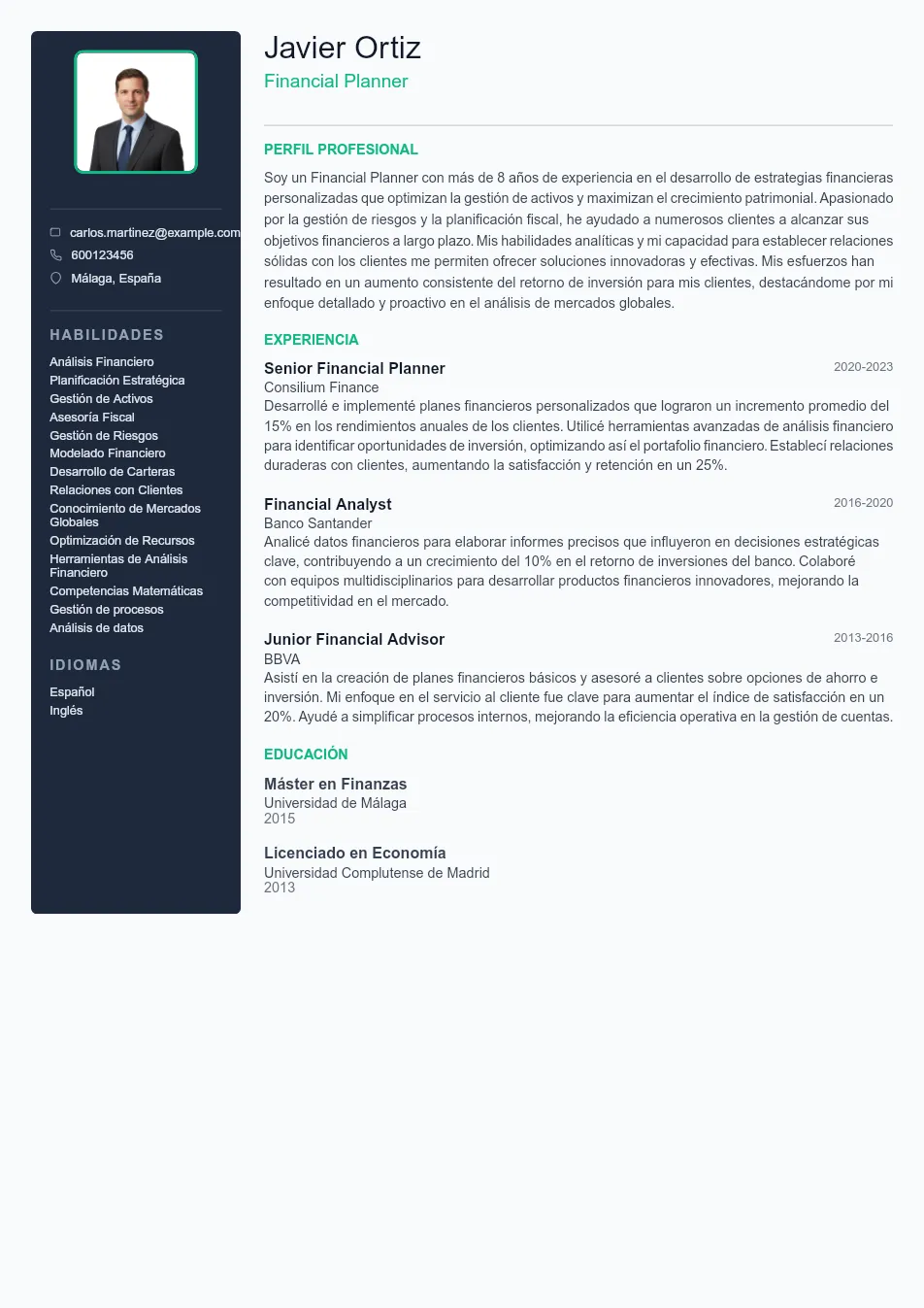 Ejemplo de CV para CV de Financial Planner - Plantilla de currículum profesional