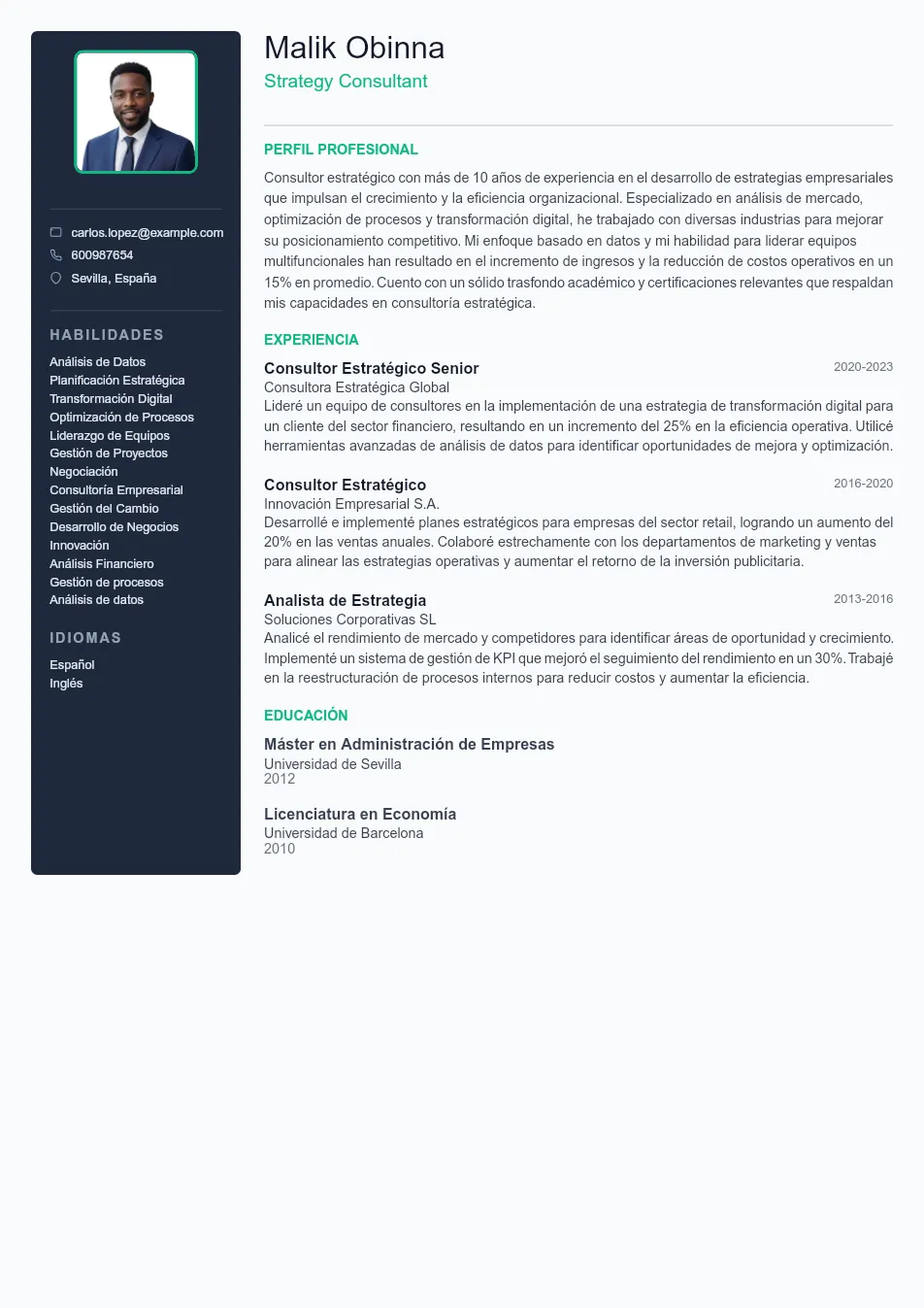Ejemplo de CV para CV de Strategy Consultant - Plantilla de currículum profesional